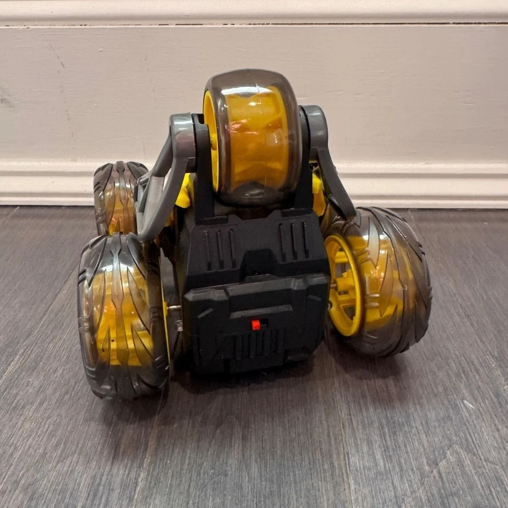 Speed City Radio Controlled Yellow Stunt Twister Vehicle Car Boys -NO REMOTE
